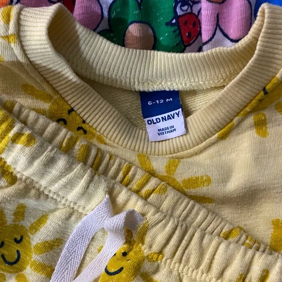 Calvin Klein and Old Navy Sweat Suit Bundle - Picture 5 of 5